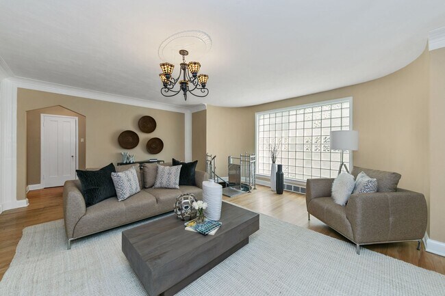 Photo - 7943 Delmar Blvd Unidad 7943 Delmar 1F