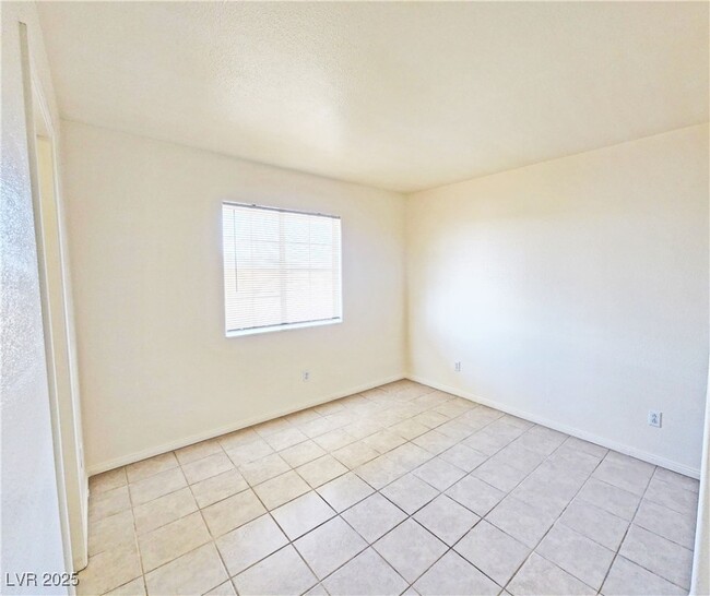 Photo - 1521 Old W Ave