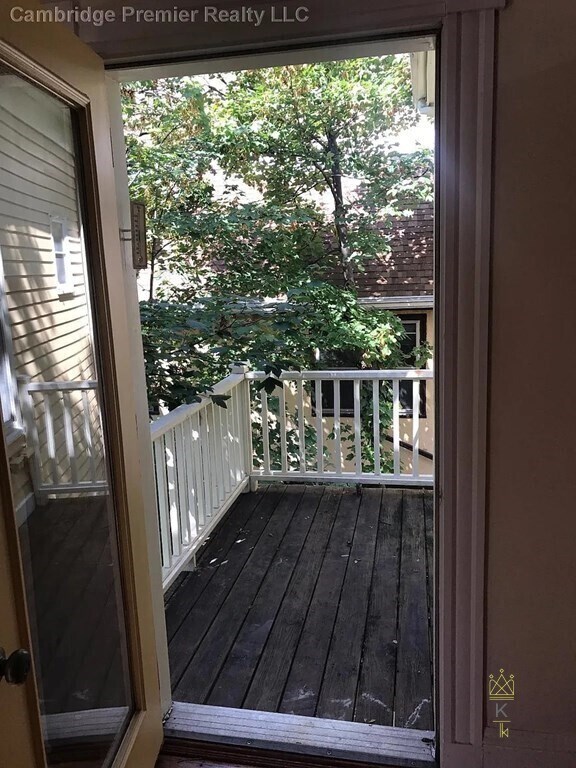 Photo - 139 Antrim St Unit 2