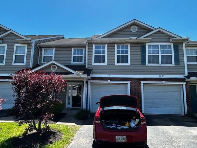 Fantastic Location, No Maintenence Condo - Fantastic Location, No Maintenence Condo
