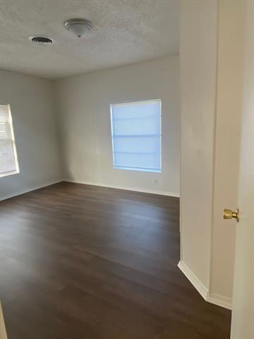 Photo - 726 Ross Ave