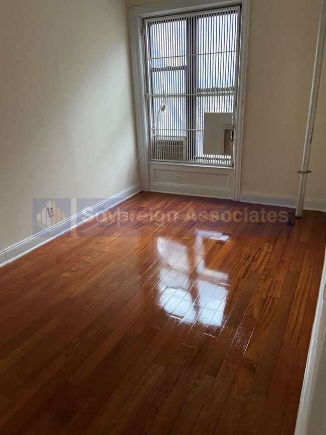 Building Photo - 41-47 Saint Nicholas Terrace Rental