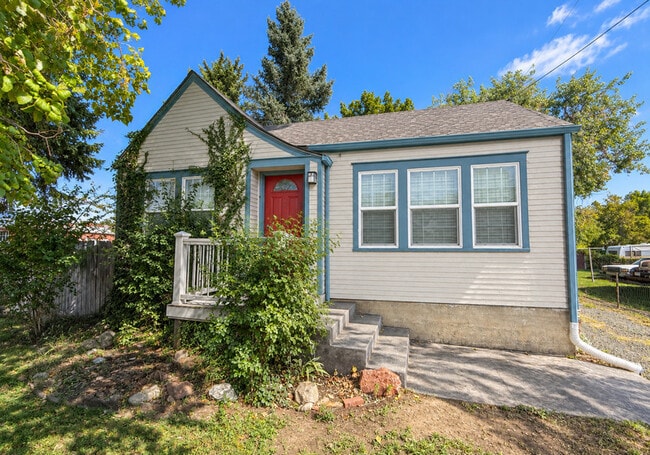 3790 High Ct
