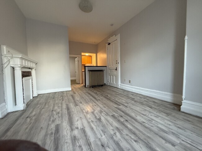 Photo - 255 State St