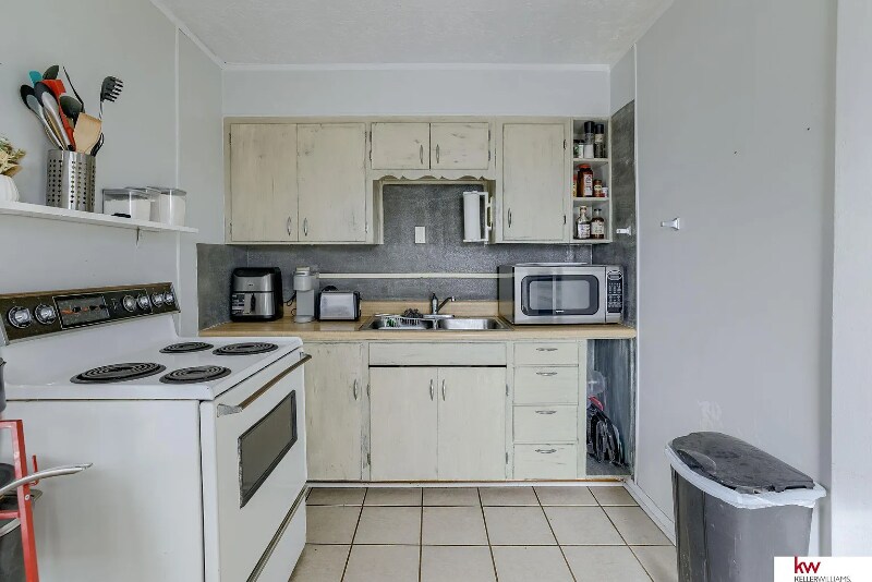 Photo - 114 E Main St Unit 4