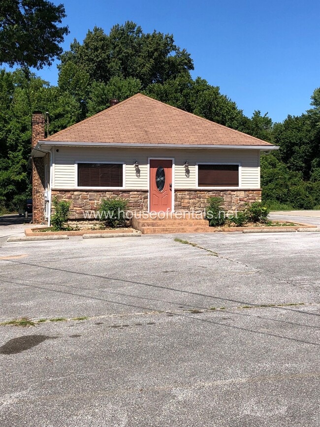Photo - 809 S Division St House