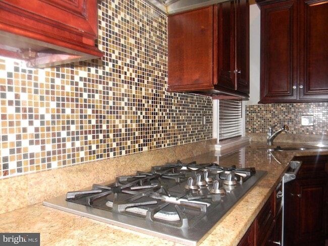 Photo - 2227 Eutaw Pl