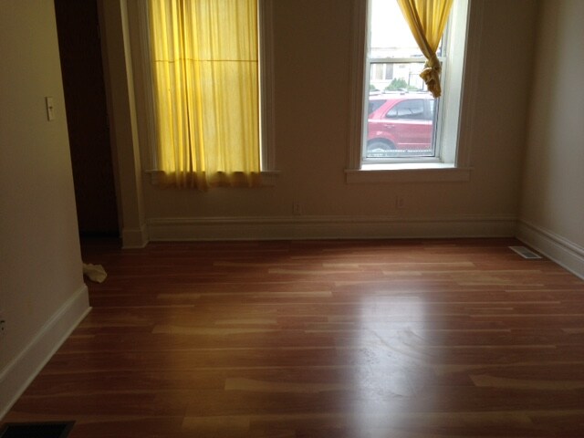 Photo - 3630 S Paulina St Unidad 1F