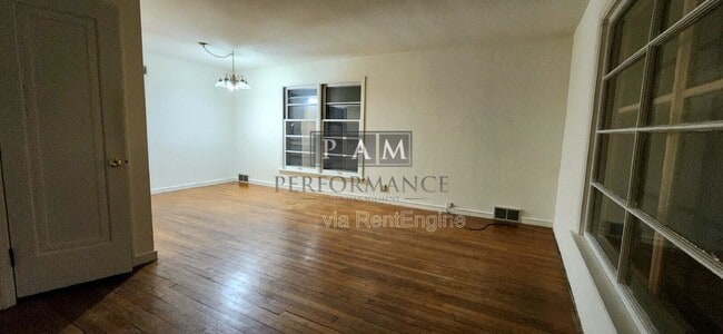 Photo - 2045 N 86th St