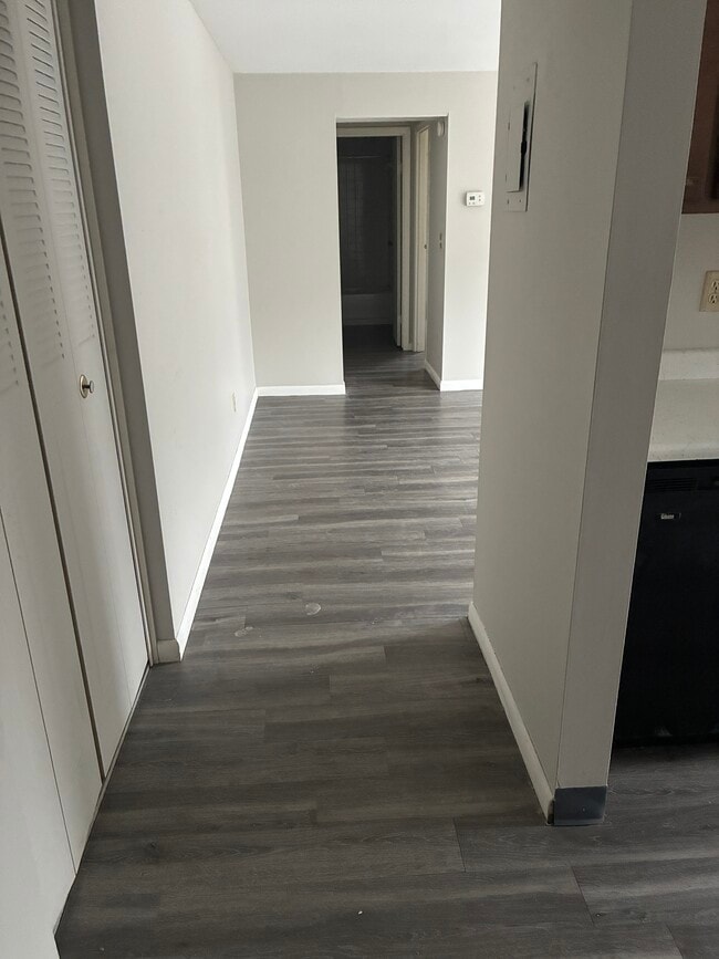 Photo - Cranberry Court Unit 304 - 5