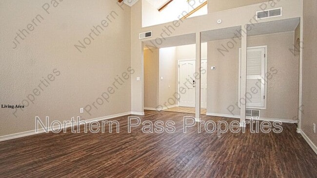 Photo - 4553 Gen Maloney Cir