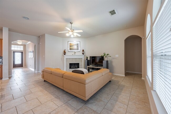 Photo - 13815 Normandy Ct