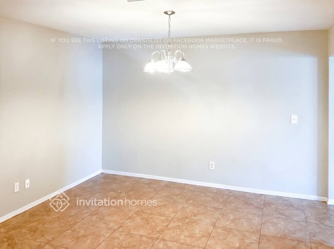 Photo - 700 E Quail Ave