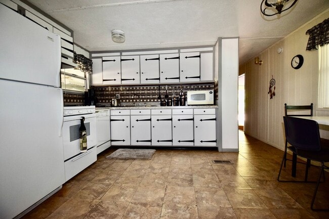 Photo - Prime Mesa location, 3 bed 2 bath home.