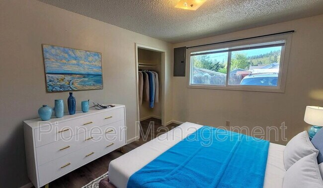 Photo - 303 E First Ave