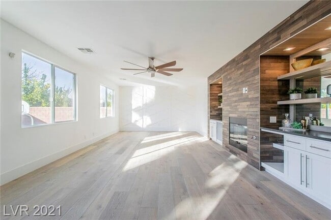 Photo - Stunning Summerlin 5 bedroom with a pool!