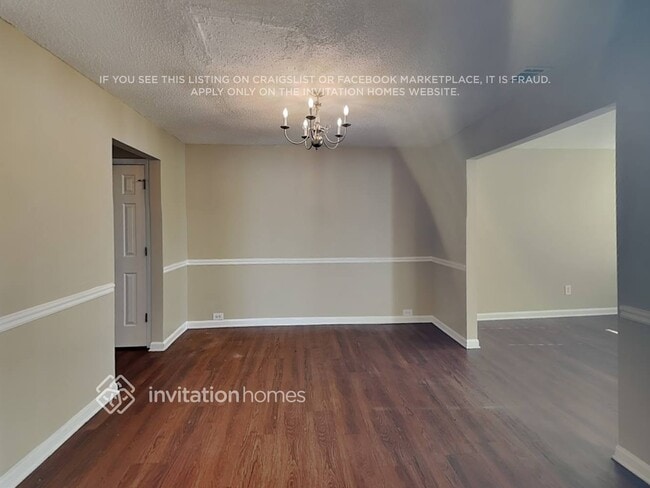 Photo - 215 Marriott Dr