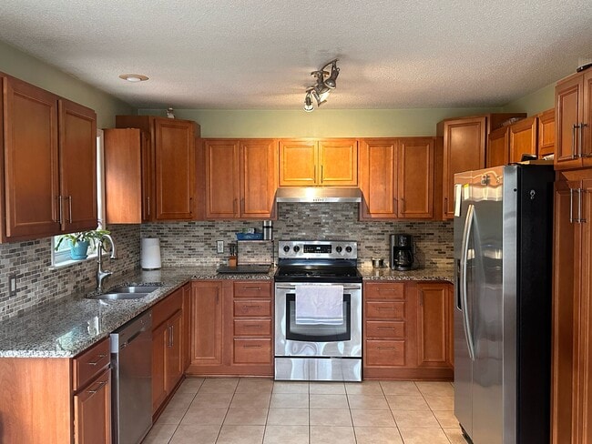 Photo - 2837 Bridgeport Dr