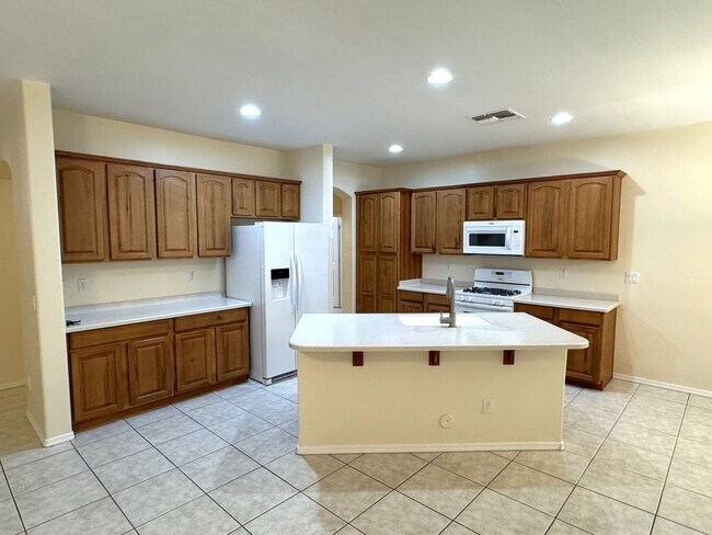 Photo - 15477 W Jackson St
