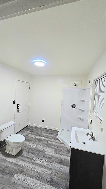 Photo - 1530 E 52nd St N