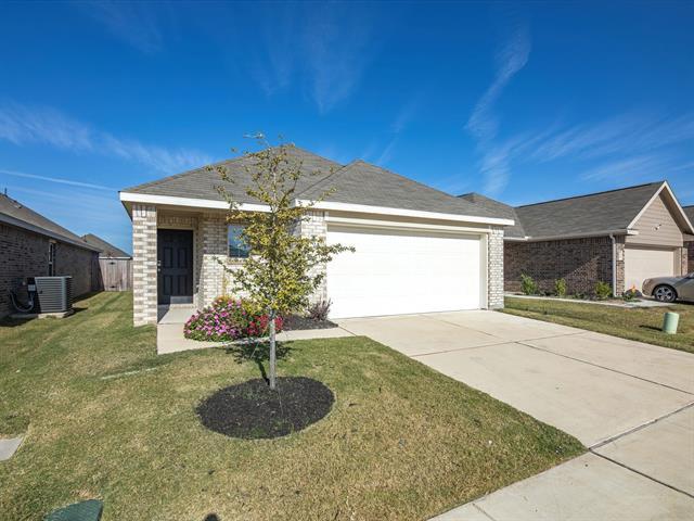 Photo - 1604 Luke St