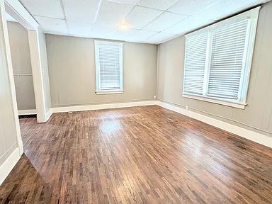 Photo - 206 W 13th Ave