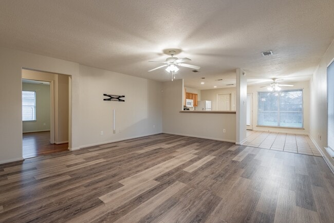 Photo - 9438 Ashville Dr