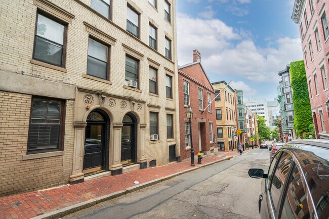 44 Joy St