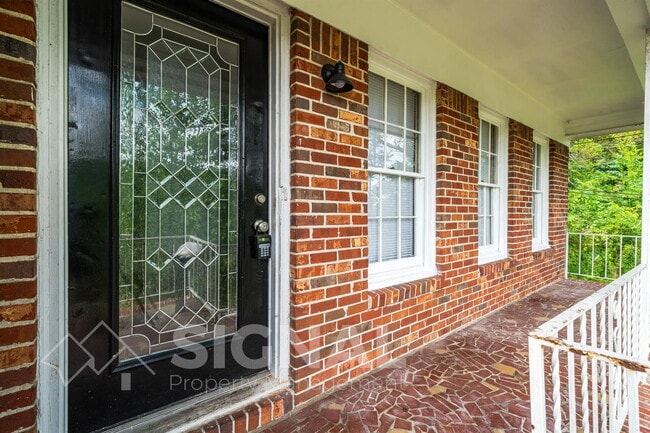 Photo - 816 86th Pl S