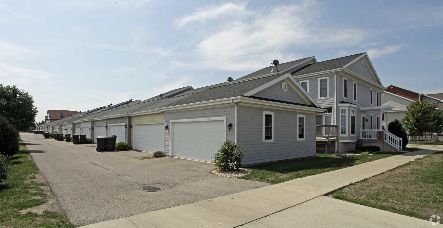 Photo - Oakview Garden Apartments