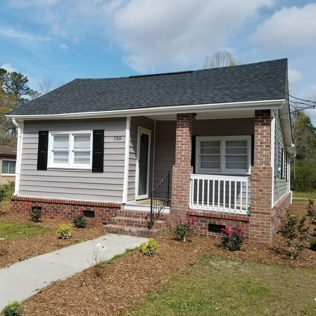 Building Photo - 3Br 2Ba Close to Downtown Summerville Rental