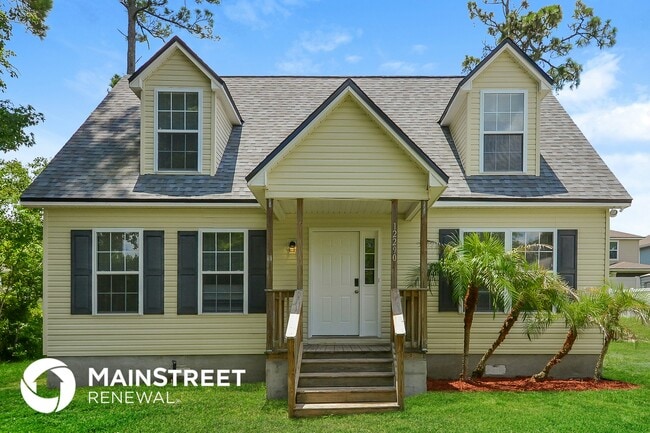 Building Photo - 12290 Versailles St Rental