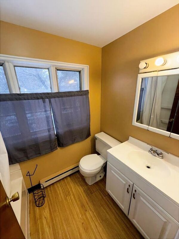 Photo - 716 W Lackawanna Ave Unit Upper Left