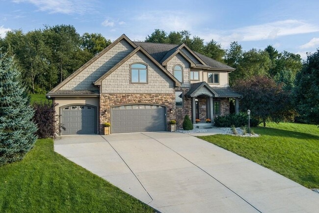 Photo - 3419 Whistling Wind Way Casa