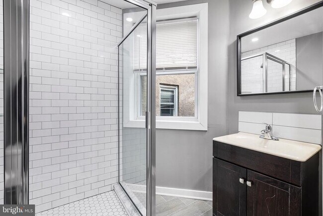 Photo - 2125 N 20th St Unit 2