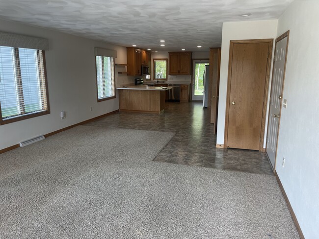 Photo - 827 Foote St
