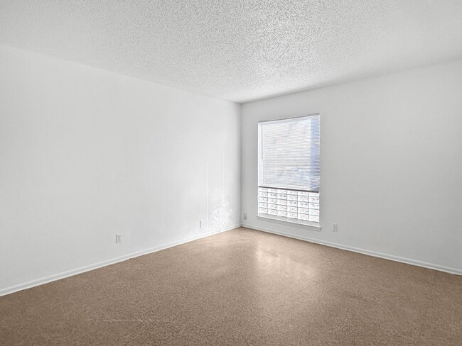 Photo - Corner-lot Home / 1.5 Bathroom Home