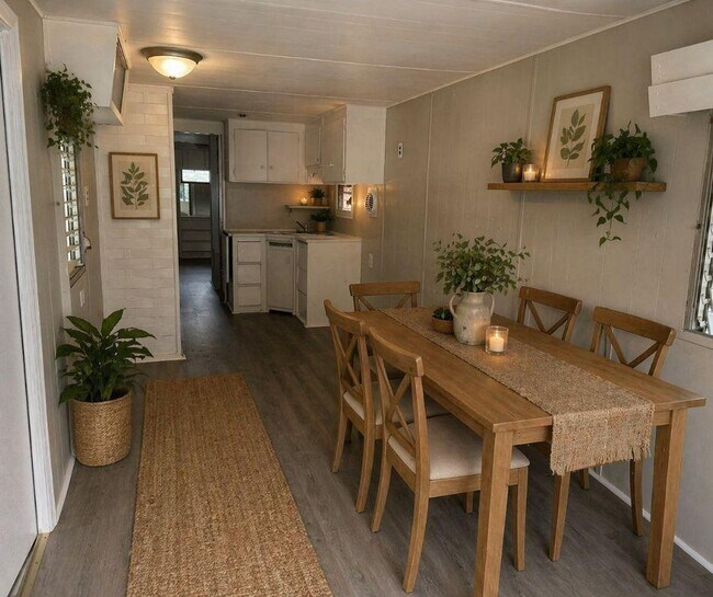 Photo - 44 Circle Dr