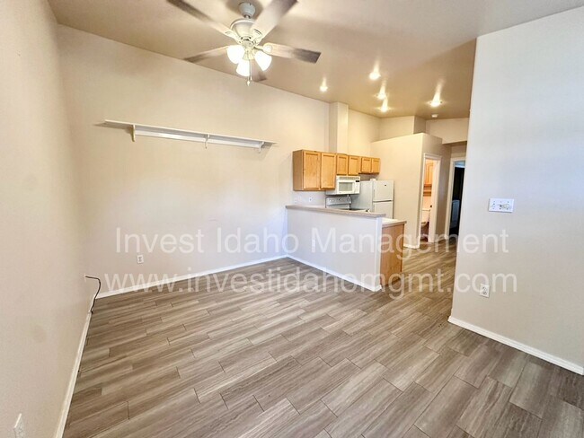 202 Poplar St Unidad B