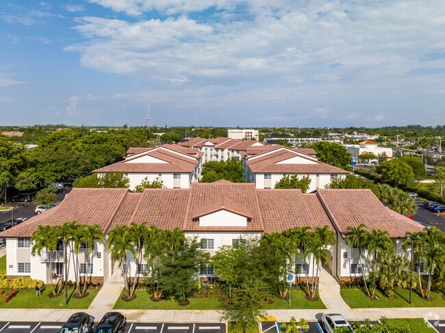 Photo - Legacy at Hollywood