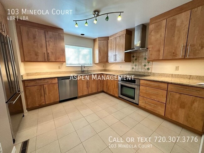 Photo - 103 Mineola Ct