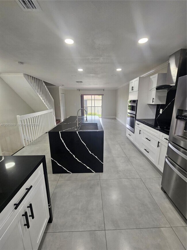 Photo - 9846 Hammocks Blvd