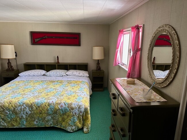 Photo - 38 Jay Vee Wy