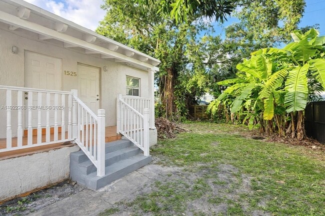 Photo - 1525 NE 110th Terrace Unit 1525