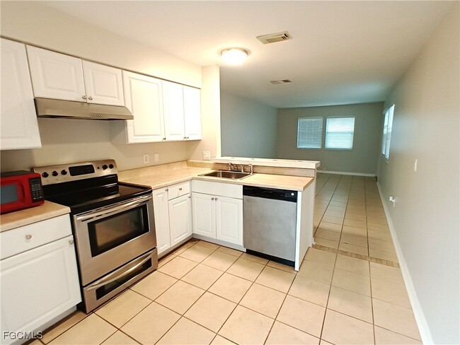 Photo - 3420 Skyline Blvd Unit 104