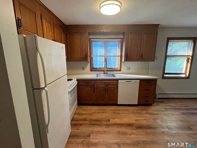 Photo - 31 Divinity St Unit 8