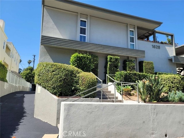 Building Photo - 1628 Huntington Dr Unit 10 Rental