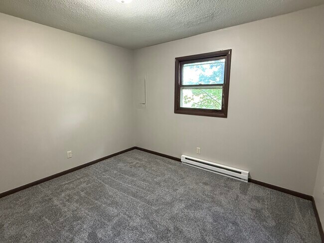 Photo - 1820 Oliver Ct