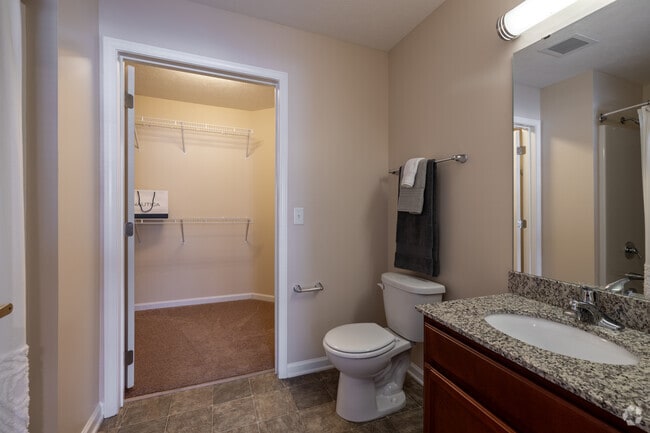 Primary bathroom | Closet