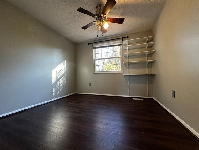 Photo - 14505 Farmcrest Pl